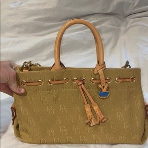 Dooney & Bourke crossbody bag